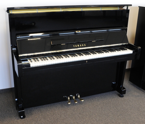 Yamaha U1 PE piano