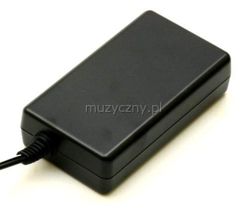 Yamaha V7656200 zesilova�