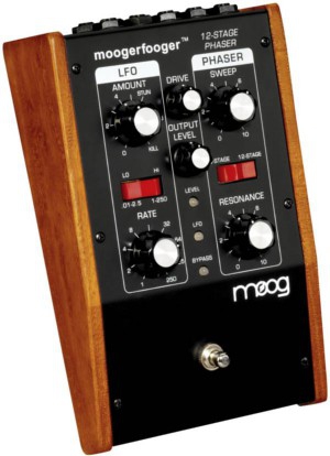 Moog Moogerfooger Mf-103 12-Stage Phaser