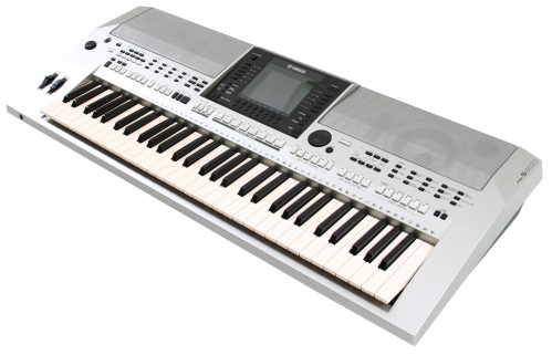 Yamaha PSR S 900 keyboard