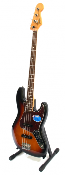 Fender ′60s Jazz Bass RW 3-Color Sunburst basov kytara