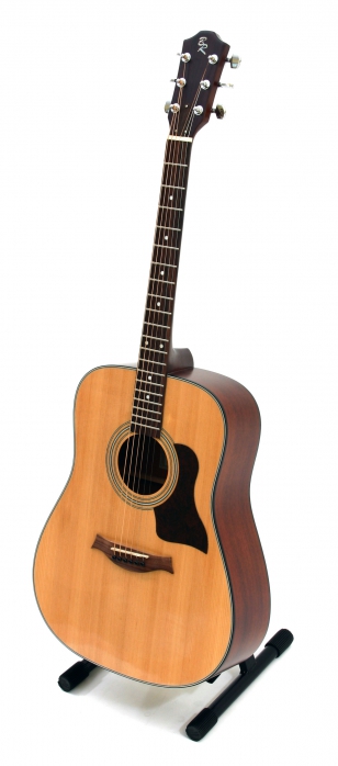 Baton Rouge R30 akustick kytara