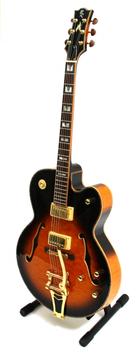 Baton Rouge FatMat V elektrick kytara