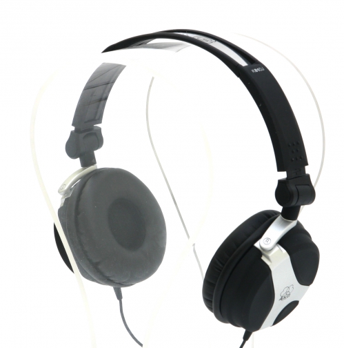 AKG K81 DJ uzaven sluchtka