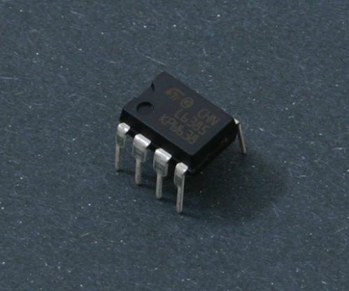Yamaha X5908A0R IC L6385 EMX212SC Yamaha X5908A0R IC L6385 EMX212SC