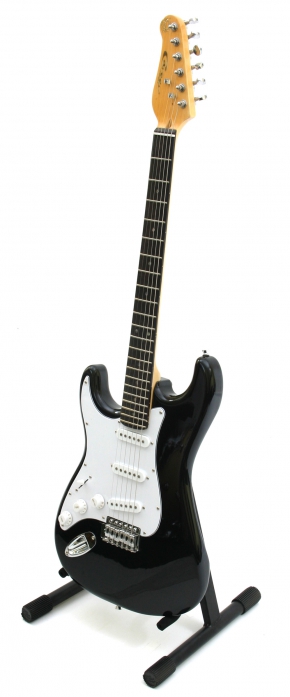 Career Strat SSS Black elektrick kytara