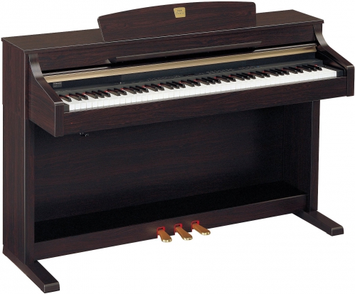 Yamaha CLP 330 Clavinova digitln piano
