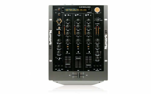 Numark X9 3-channel digitln scratch mixr