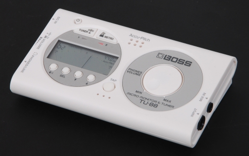BOSS TU-88 WT tuner / metronom