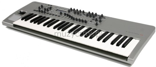 Novation X-Station 49 synteztor