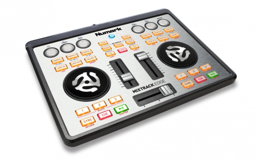 Numark MixTrack Edge digitln ovlada