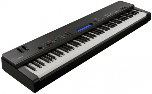 Yamaha CP 40 digitln piano